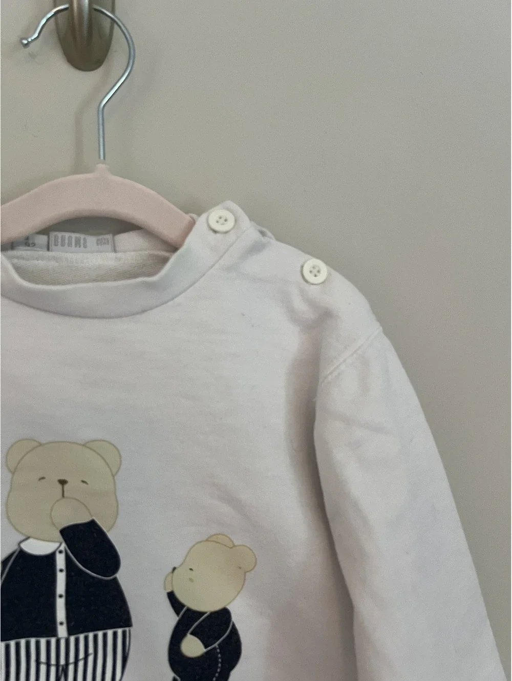 Vintage Kids European Brums Bear Graphic Long Sleeve Shirt